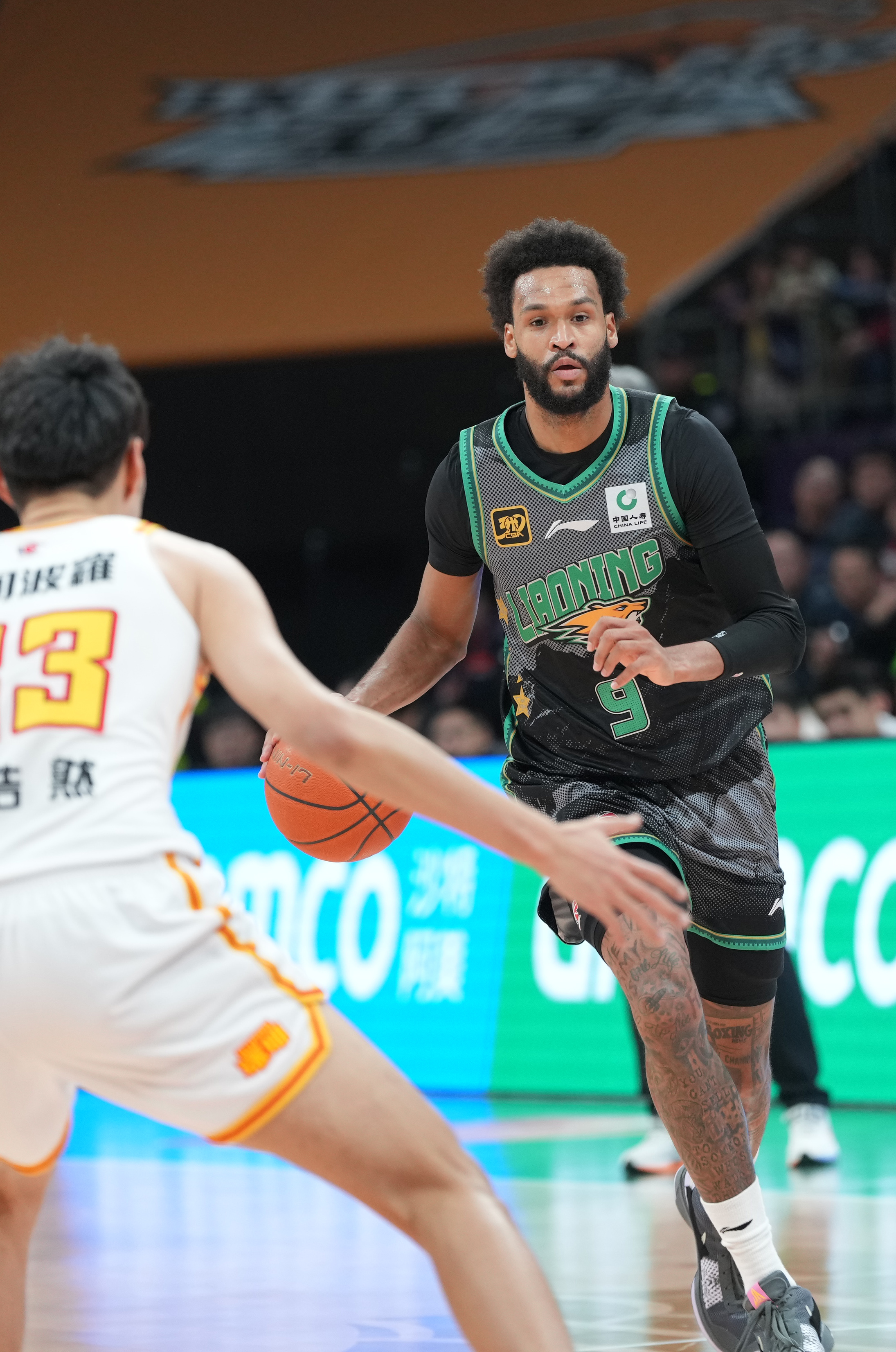 关于重磅！冲刺阶段辽宁本钢调整名单以备足总杯今晚上海久事备战全明星赛，詹姆斯在掘金比赛中高光表现的信息