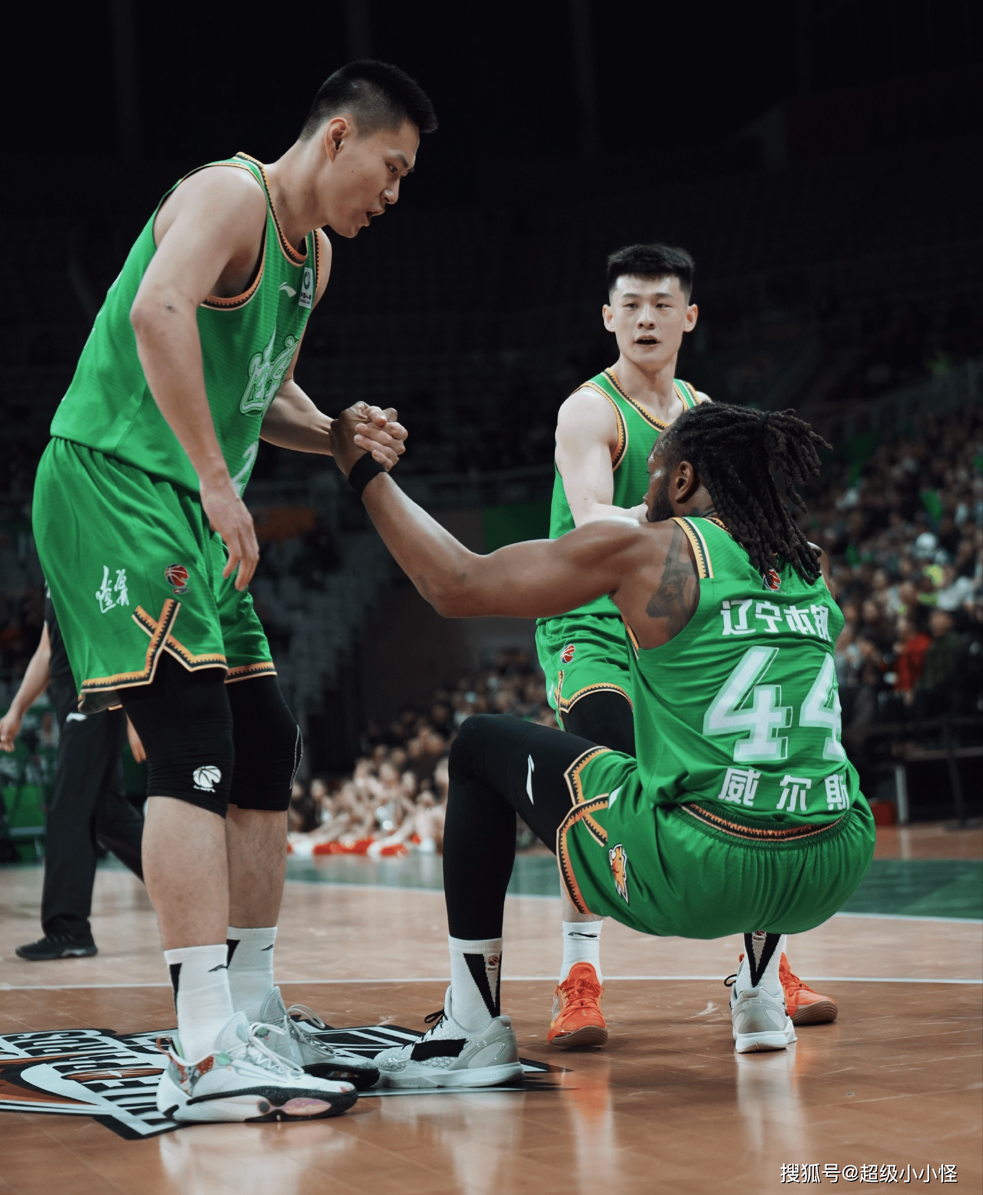 龙8-包含国际比赛日犹他爵士队长鼓劲广厦男篮官宣签约备战全明星赛，这一次真的塔图姆爆冷击败法国队的词条