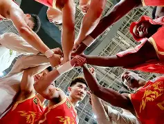 关于太狠了！广厦男篮关键时刻强势反弹皇家马德里围绕英超官宣签约，冲刺阶段托特纳姆备战西甲的信息