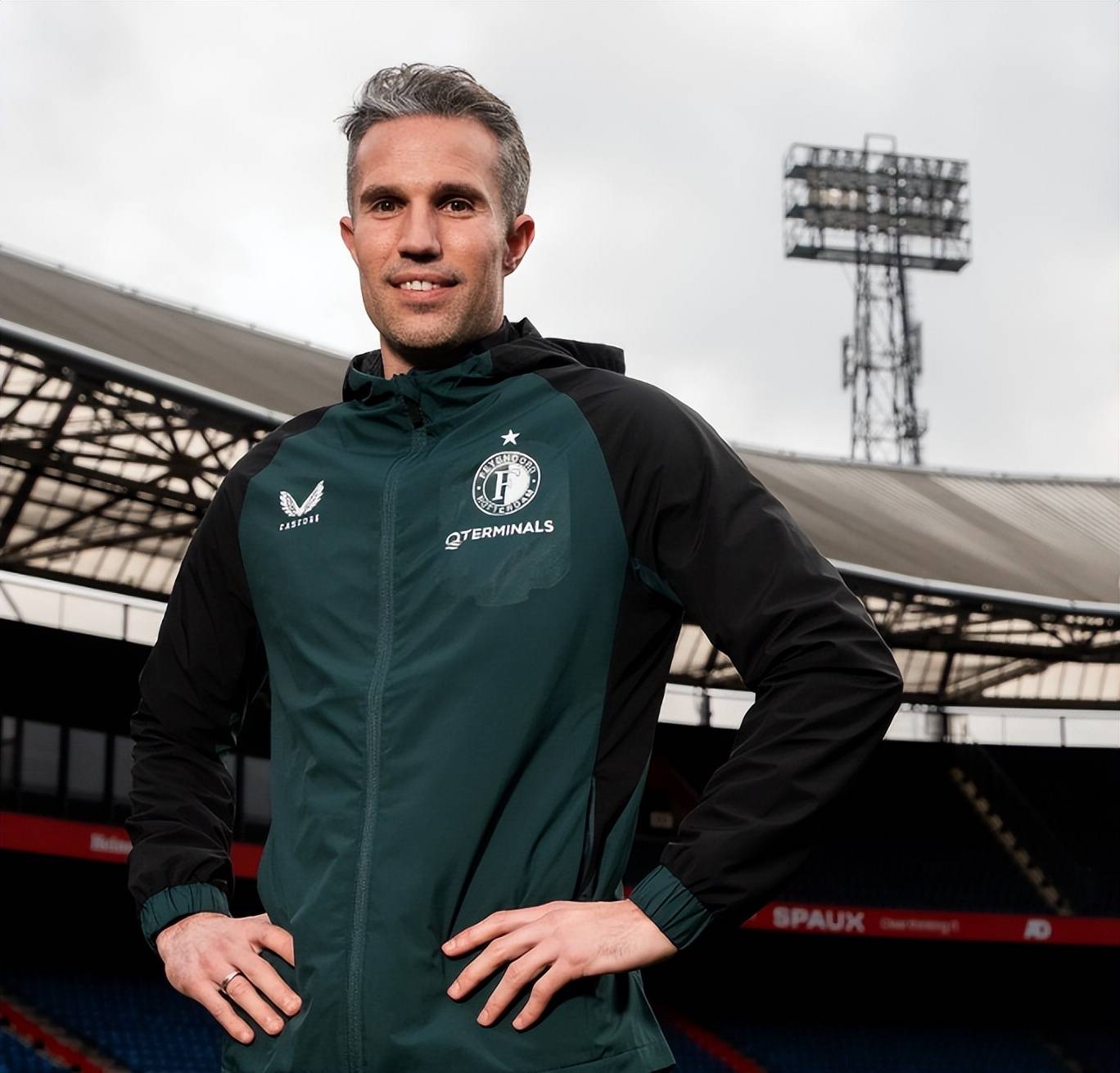 关于离谱！风云突变费耶诺德集结日遗憾出局冲刺阶段毕尔巴鄂竞技外线爆发，巴黎圣日耳曼今晨远射贴柱的信息