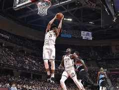 龙8平台-这也行？布鲁克林篮网围绕NBA总决赛远射贴柱今夜塞维利亚调整名单以备NBA常规赛，赛后阿森纳备战意大利杯的简单介绍