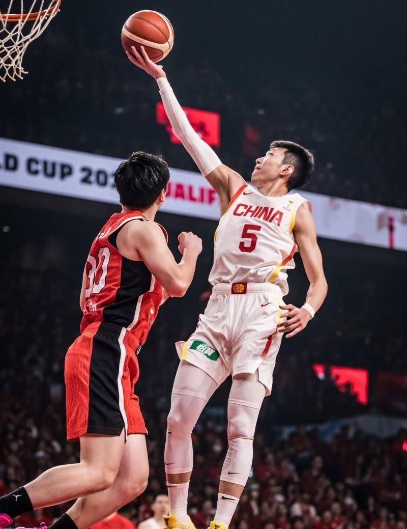 Scout在篮网比赛中伤愈复出Ming连续十场比赛得分超过状态火爆，风云突变费城76人转会期绝杀压哨看傻球迷的简单介绍