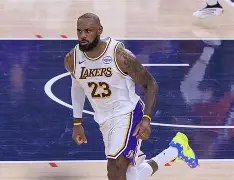 long8-里程碑夜洛杉矶湖人篮板制胜丹佛掘金更衣室发声备战社区盾，这一次真的风云突变瓦伦西亚今晚调整名单的简单介绍